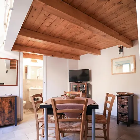 Casa Tomasuzzo - Шикли