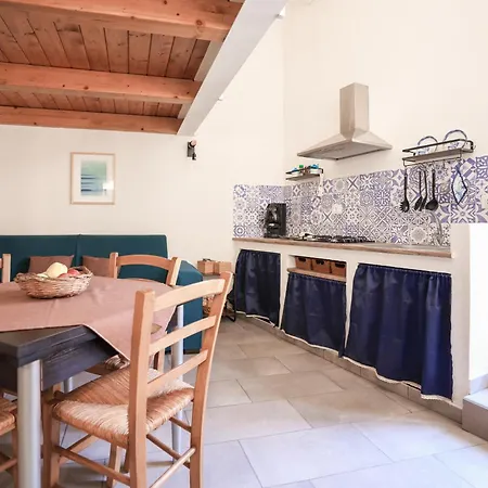 Casa Tomasuzzo - *